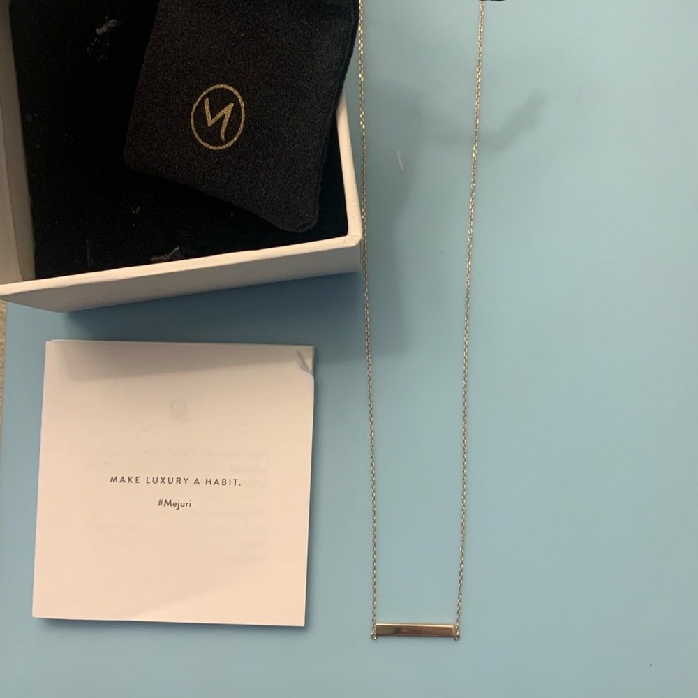 Mejuri Horizontal Engravable Bar Necklace